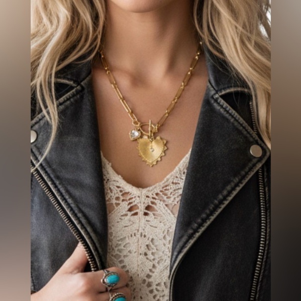 NWT Boho Double Heart Pendants Oval Chain Necklace Gold - Picture 2 of 4